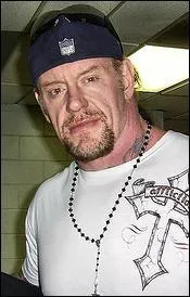 Who is this wrestler in this picture?