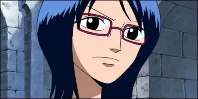 Tashigi is under Smoker's command, but who does she look like?