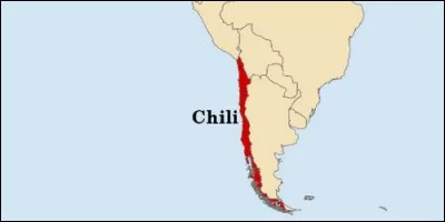 Which ocean washes the Chilean coast?