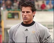 Benoit Costil leaves Sedan to join a Ligue 1 club, but which one?