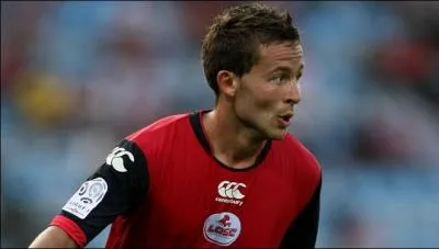 Who is this player who has signed a 5-year contract with Newcastle?