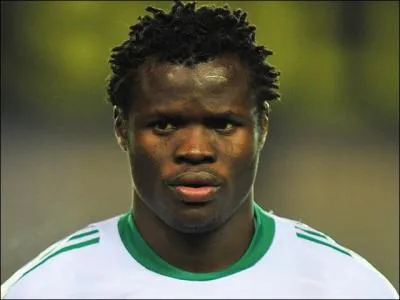 Which club did Taye Taiwo sign for?