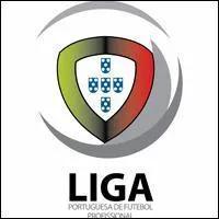 Which Portuguese team has won the League with exactly zero defeats? (League only! )