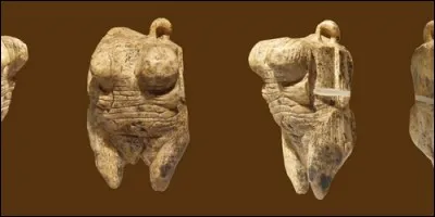 Which female statuette is the oldest sculpture ever found?