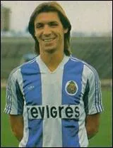 Select correct player name