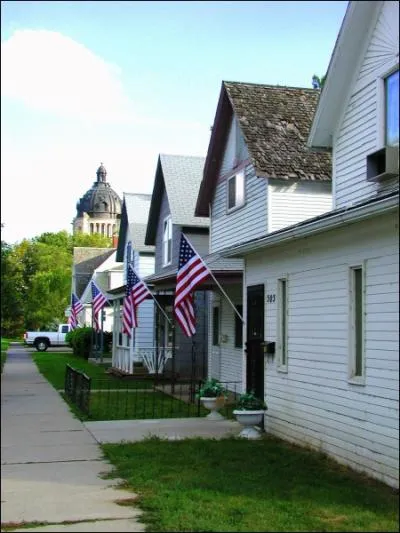What is the capital of South Dakota?