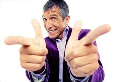 Which show does Nagui present?