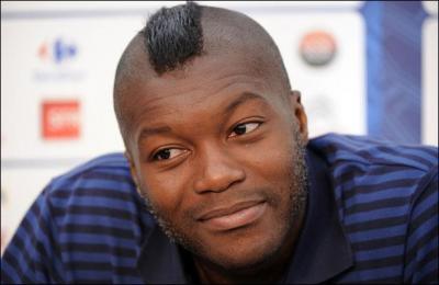 Which club did Djibril Cisse sign for?