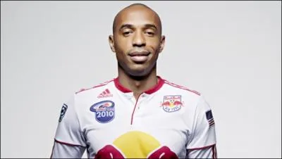 To which English club was Thierry Henry loaned for 2 months?