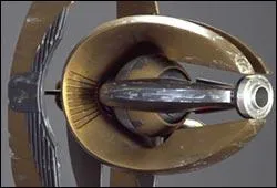 Who is using the ASN-21 assassin droid to try to eliminate Senator Amidala?