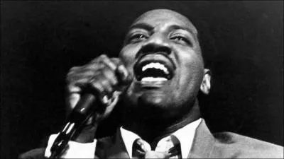 Died in a plane crash, he started out as a car driver !