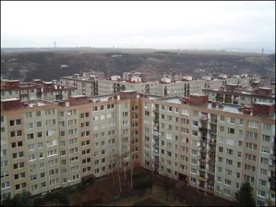 In which country is this city?