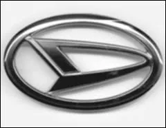 Which Asian car does this logo correspond to ?