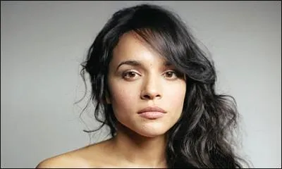 Norah Jones. Singer. Filipina?