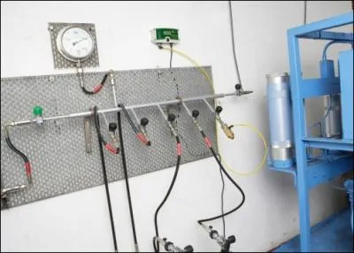 This wall mounted analyser is designed to provide