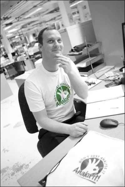 Two variants of the Analox CO Clear� are available. These are :