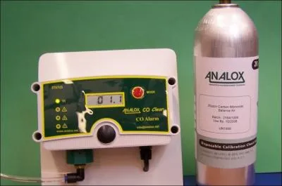 The Analox CO Clear� should be calibrated on a regular basis to maintain measurement accuracy. It is recommended that a calibration should be performed