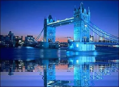 Where is this monument located? Tower Bridge