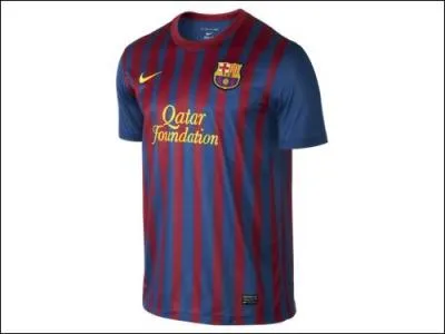 Which Spanish team is wearing this jersey?