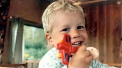 Guess The Celebrity !