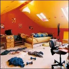 There is an awful mess in this room! How did it come (... ) ?