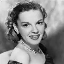 Who is this actress ?