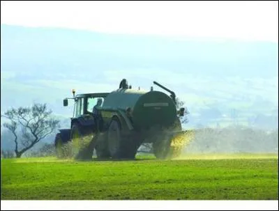 How many Staffordshire farmers won their appeal to overturn a decision to designate land near the River Dove as a Nitrate Vulnerable Zone (NVZ)?