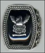 There are 2 of us and we are carried by :