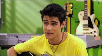 Who did Tomas fall in love with?