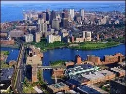 What border crossing would you recommend for a driving trip to Boston?