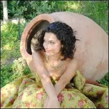 She's the best friend of ... ? (in the series)