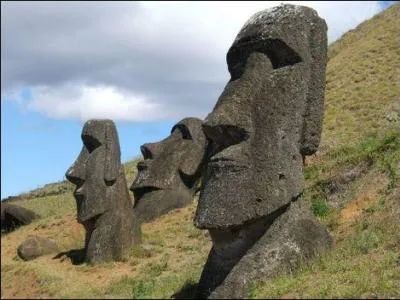 Which inhabitants live on Easter Island?