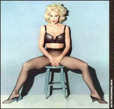 Who is this beautiful singer?