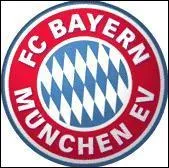 Who is the darling of the public of this club?