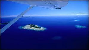 How long is the flight from Melbourne to Fiji?