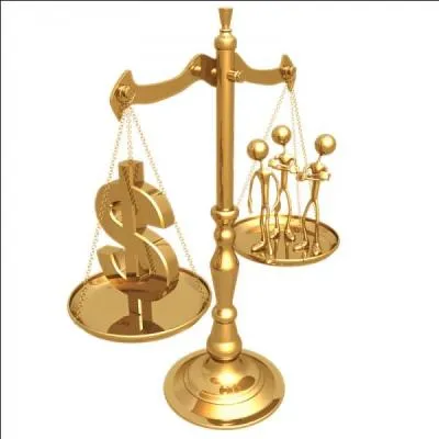 How is called an estimate of future cash, receipts and payments over a period of time?