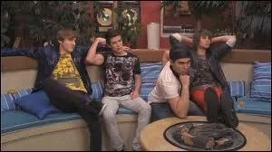 What is the name of Deke's review of Big Time Rush in 'Big Time Blogger'?