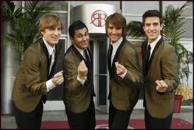 According to Logan in 'Big Time Love Song' what percentage of girls are attracted to British accents?