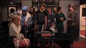 Why doesn't Mercedes date James?