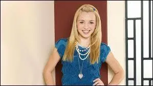 Which girl owns a V-log?