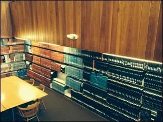 The reference collection does not circulate.