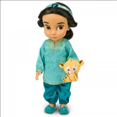 Who is this beautiful sultana whose pet is a tiger?