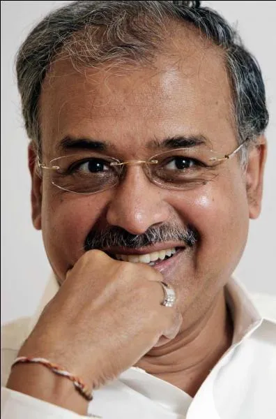 Founder and managing director of Sun Pharmaceutical Industries Limited, India's most valuable drug company (market cap : $20 billion). He belongs from Amreli, Gujarat.