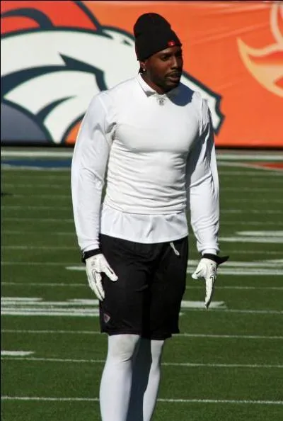 Who is this American soccer player ?