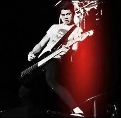 What Is Calum's Favorite Color?