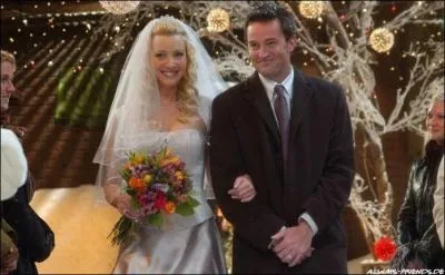 Who did Phoebe marry in Season 10?