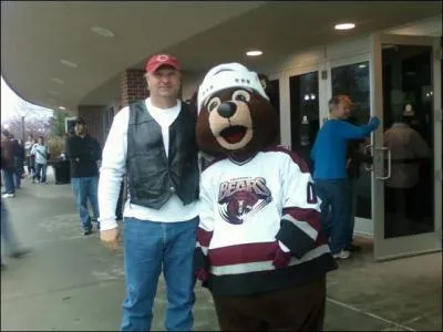 The Hershey Bears are the "farm team" for which NHL team?