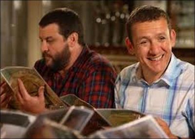 In the film Bienvenue chez les Ch'tis , what is Dany Boon's job?