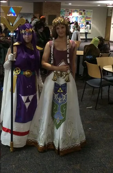 Who are they dressed as (left to right)?