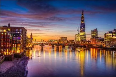 From which king does King's Cross railway station derive its name ?